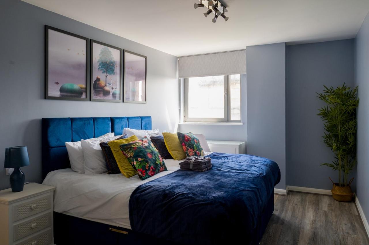 Pahuna Ghar Birmigham City 2 Bedroom Apartment- Short To Mid Term Let-Free Secure Parking Birmingham Eksteriør billede