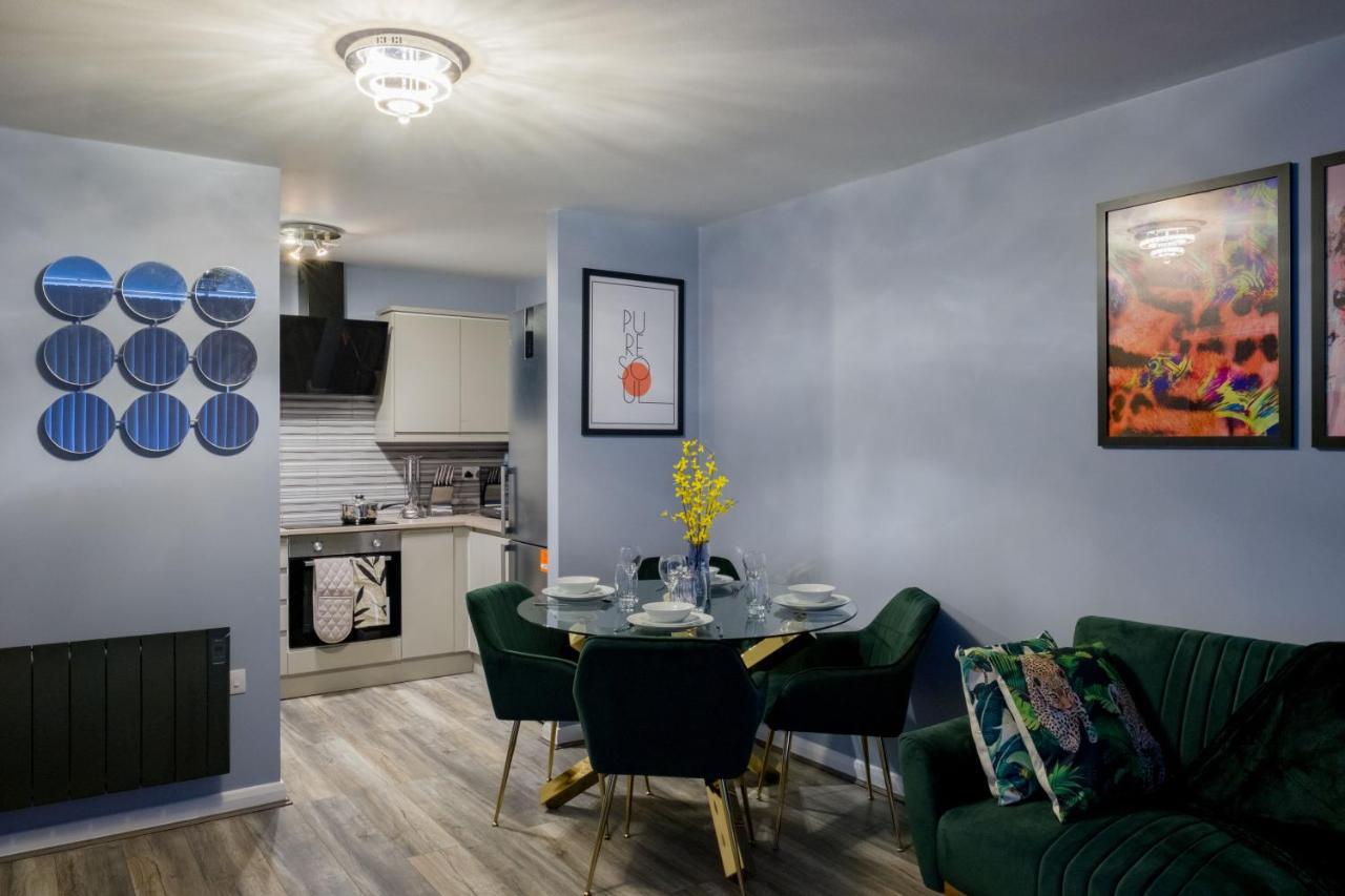 Pahuna Ghar Birmigham City 2 Bedroom Apartment- Short To Mid Term Let-Free Secure Parking Birmingham Eksteriør billede