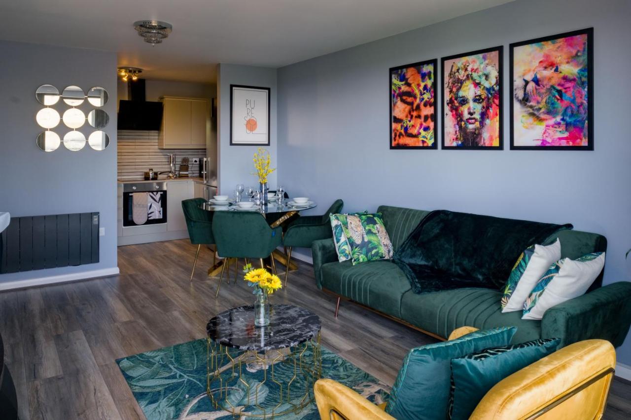 Pahuna Ghar Birmigham City 2 Bedroom Apartment- Short To Mid Term Let-Free Secure Parking Birmingham Eksteriør billede